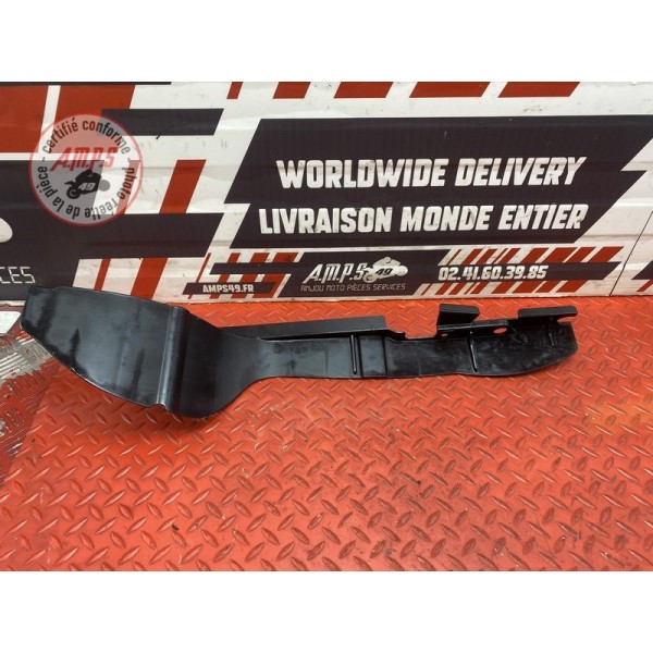 Cache plastique arriere droit 