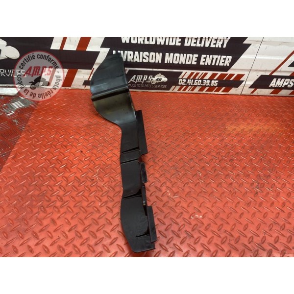Cache plastique arriere droit 
