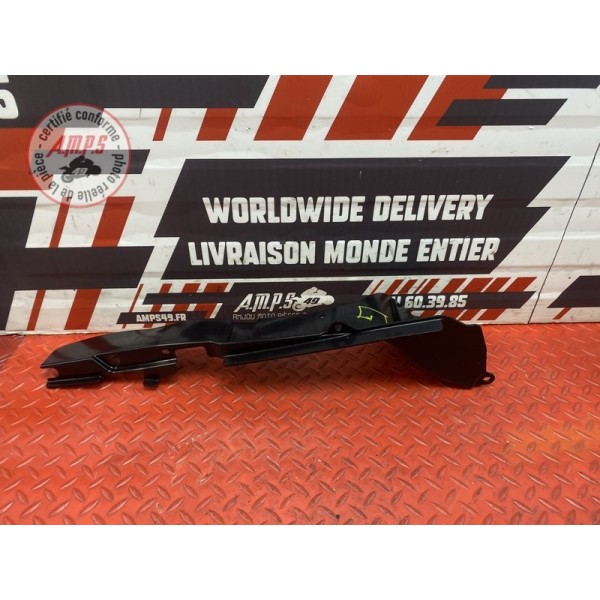 Cache plastique arriere gauche 