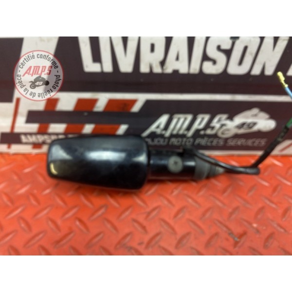 Clignotant arrière droit 