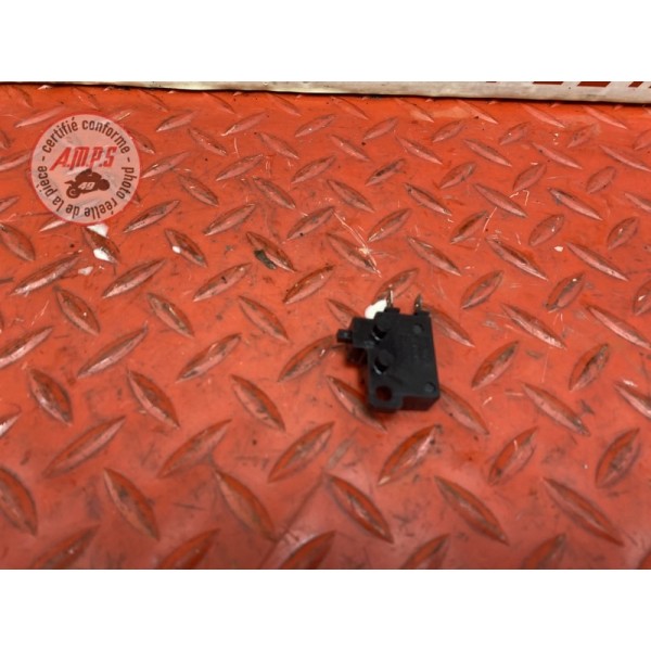 Contacteur de frein avant 