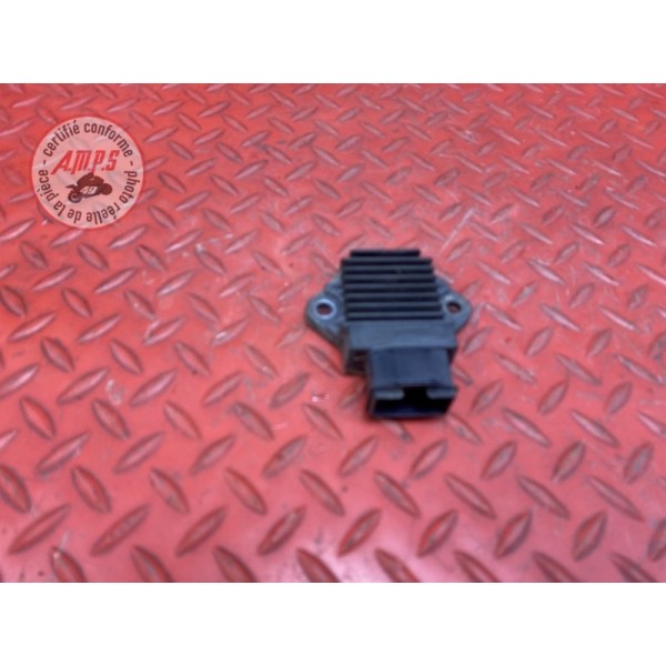 Regulateur de tension