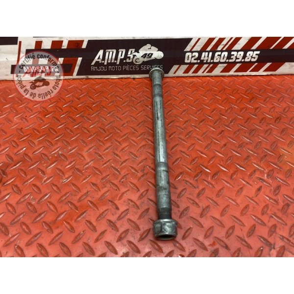 Axe de roue arriere 