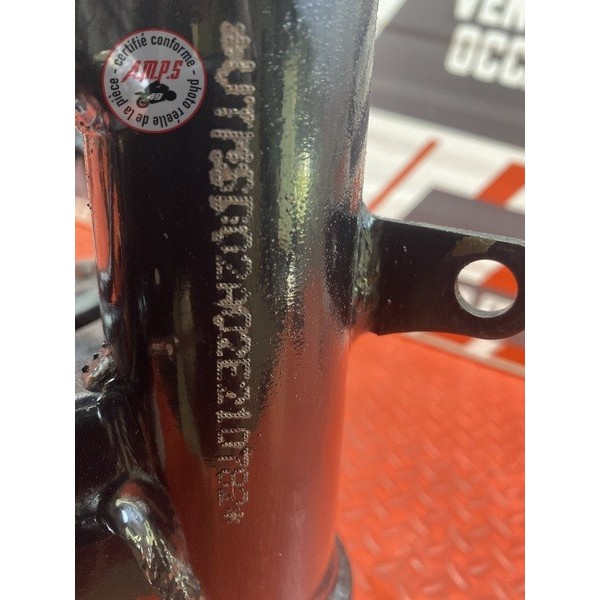 Cadre avec carte grise 