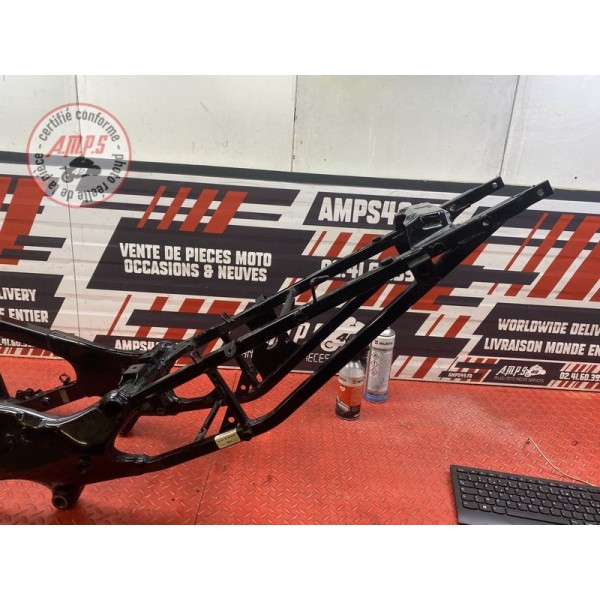 Cadre avec carte grise 