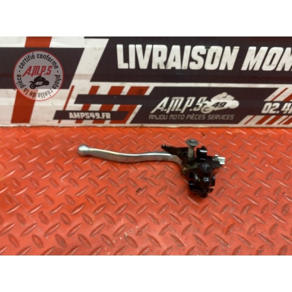 Cocotte d'embrayage avec levier 