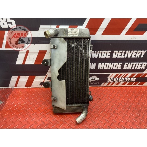 Radiateur d'eau gauche 