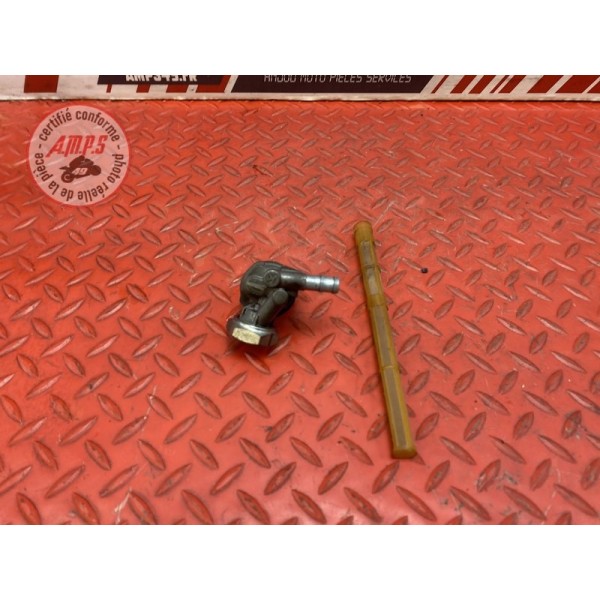 Robinet d essence cote gauche 