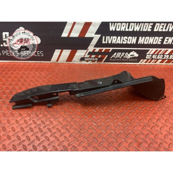 Cache plastique arriere gauche 