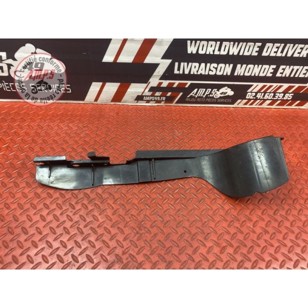 Cache plastique arriere gauche 