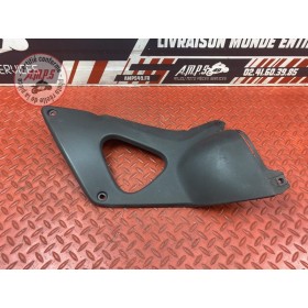 Cache plastique sous selle gauche 