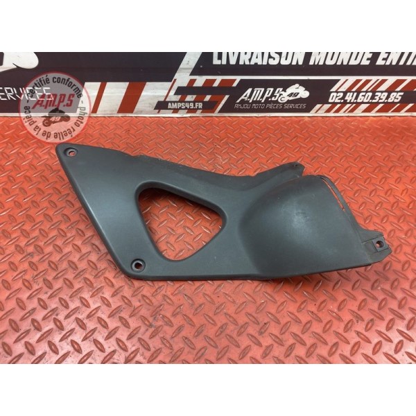 Cache plastique sous selle gauche