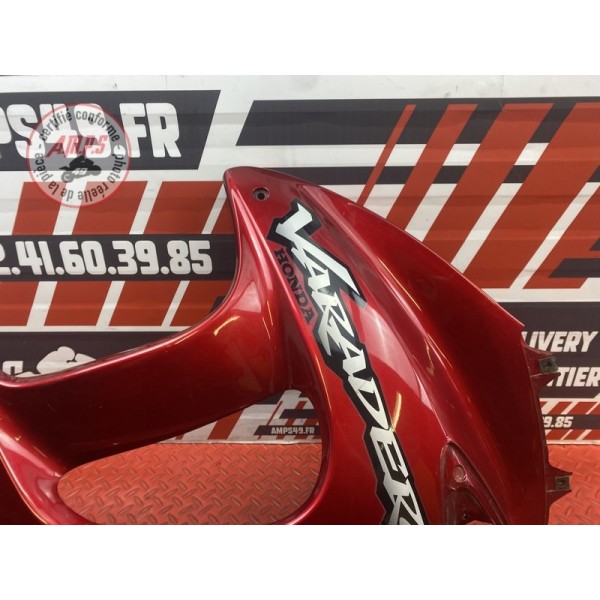 Flanc de carénage droit 