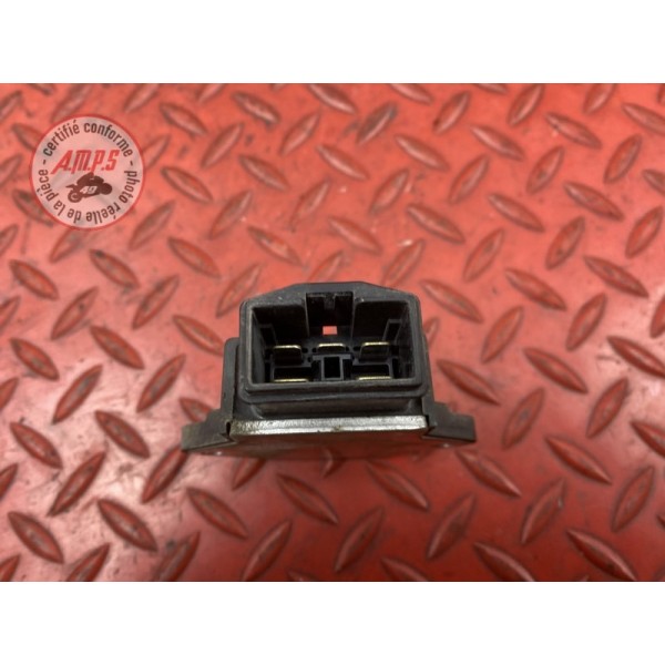 Regulateur de tension 