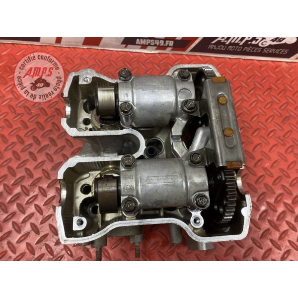 Culasse avec arbre a came arriere 