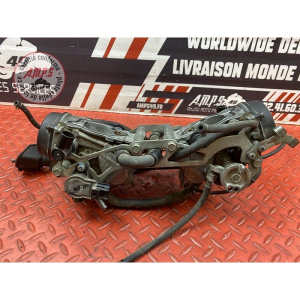 Rampe de carburateur 