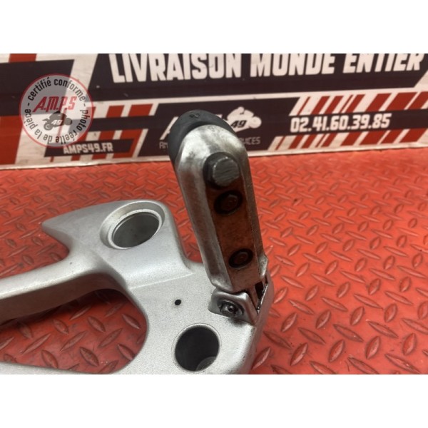 Platine repose pied droite 