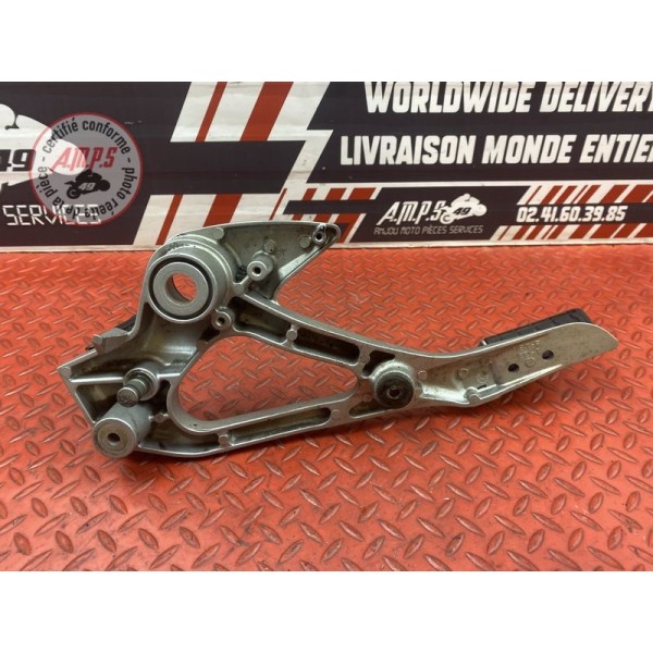 Platine repose pied droite 