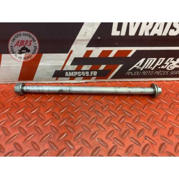 Axe de roue arriere 