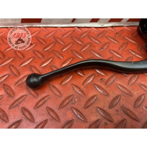 Cocotte d'embrayage avec levier 