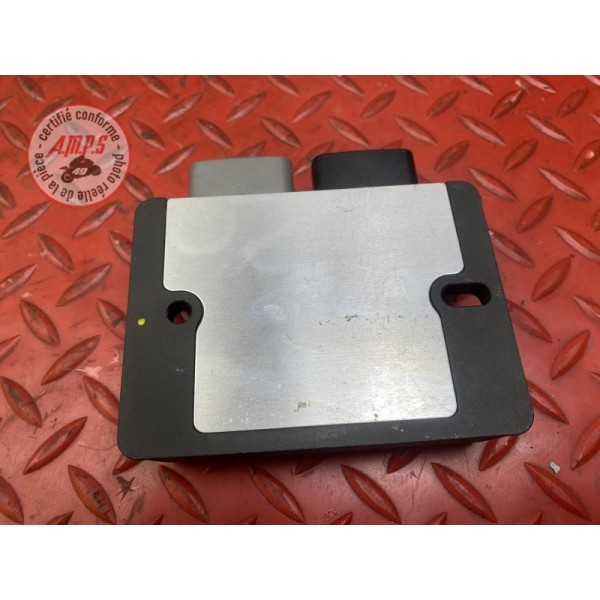 Regulateur de tension 