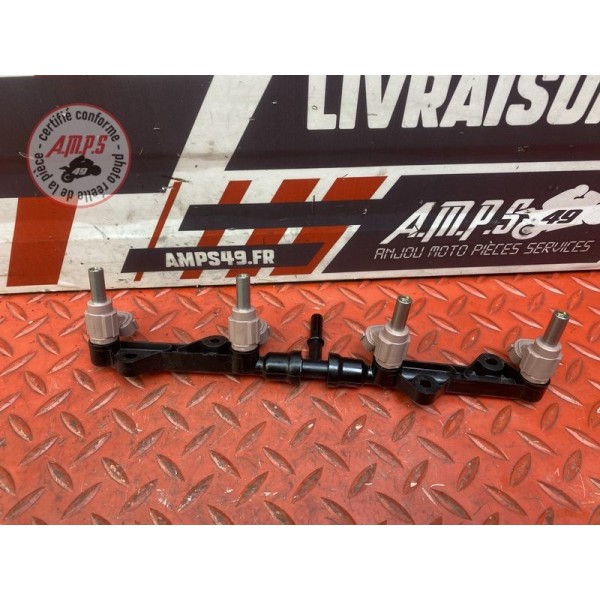 Rampe d'injection sur boite à air 