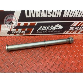 Axe de roue arriere 