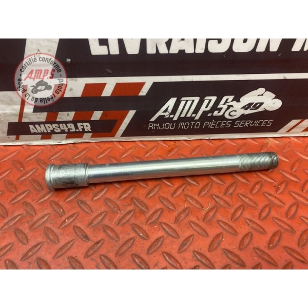Axe de roue avant 