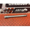 Axe de roue avant 