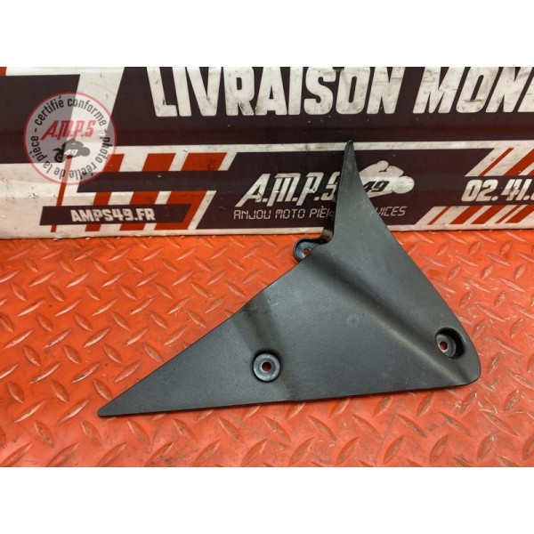 Cache interieur gauche 