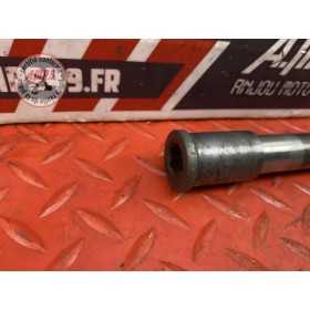 Axe de roue avant 