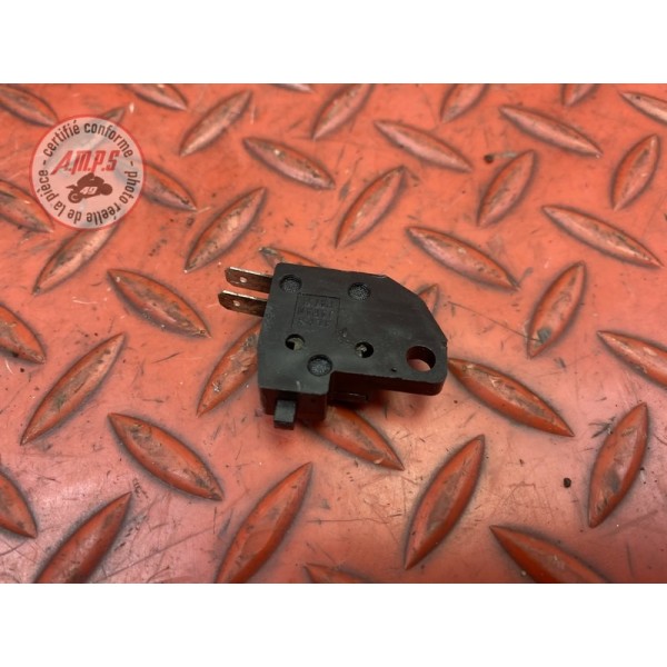 Contacteur de frein avant 