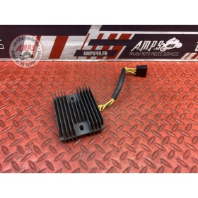 Regulateur de tension 