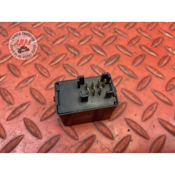 Relais de coupure moteur-centrale clignotante 