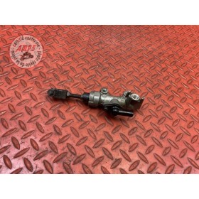 Maitre cylindre de frein arriere 