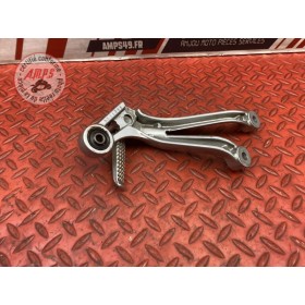 Platine repose pied passager droite 