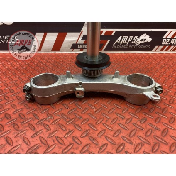 Te de fourche inférieur 