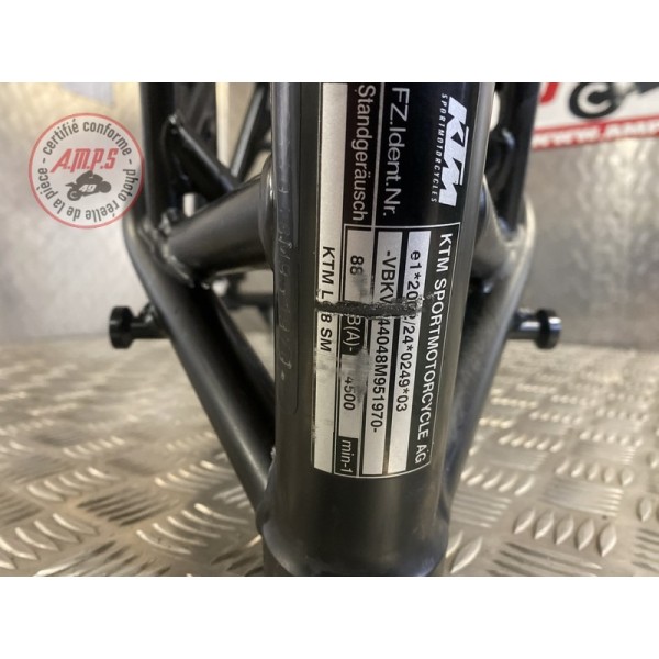 Cadre avec carte grise 