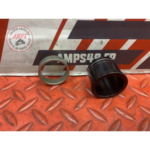 Entretoise de roue avant 