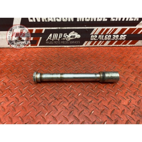 Axe de roue avant 