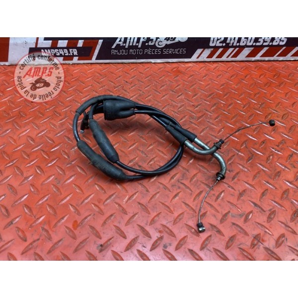 Cable d'accélérateur 
