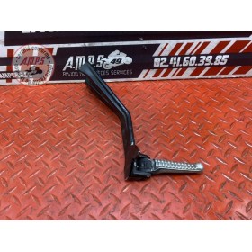 Platine repose pied passager droite 