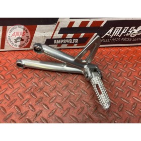 Platine repose pied passager gauche 