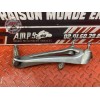 Platine repose pied passager droite 