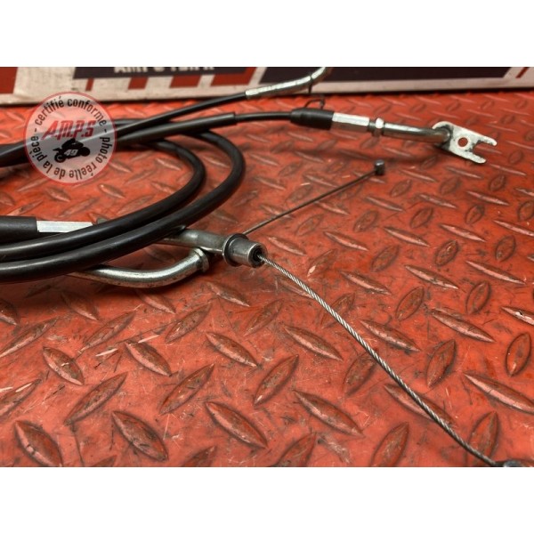 Cable d'accélérateur 