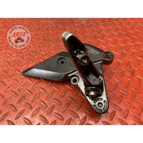 Platine repose pied droite 