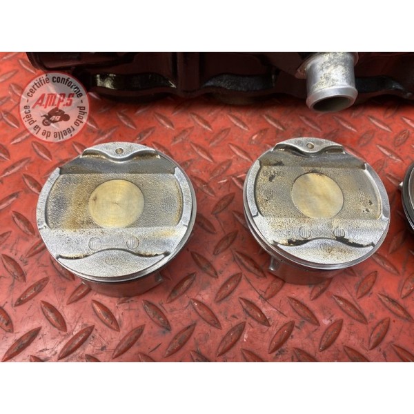 Cylindre avec pistons 