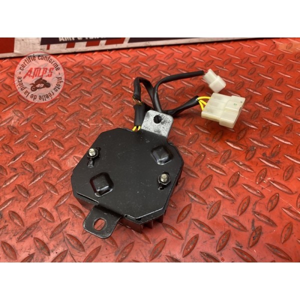 Regulateur de tension 
