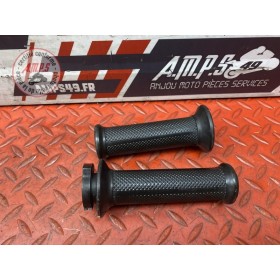 Revetement de poignée avec tube d'accélérateur 