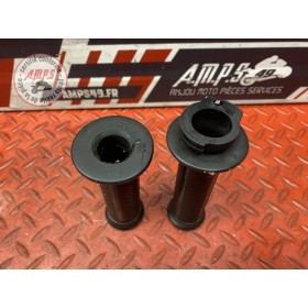 Revetement de poignée avec tube d'accélérateur 